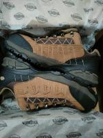 bottes-trainers-de-securite-arzew-oran-algerie