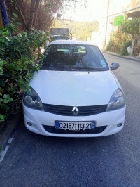 voitures-renault-clio-campus-2013-extreme-skikda-algerie