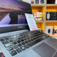 SAMSUNG 900X I5 3317U 3TH GEN 4GB RAM 256GB SSD