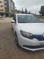 voitures-renault-symbol-2015-medea-algerie