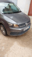 voitures-volkswagen-caddy-2016-blida-algerie