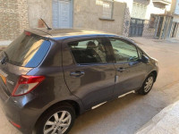 voitures-toyota-yaris-2013-toute-options-mostaganem-algerie