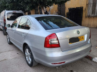 voitures-skoda-octavia-2013-hydra-alger-algerie