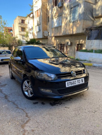 voitures-volkswagen-polo-2013-black-et-silver-baba-hassen-alger-algerie