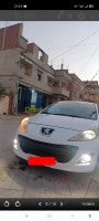 voitures-peugeot-207-2012-new-active-zeralda-alger-algerie