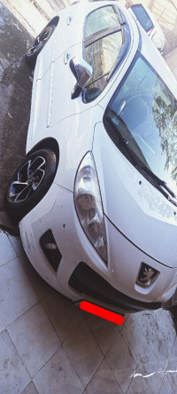 voitures-peugeot-207-plus-2013-zeralda-alger-algerie