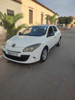 voitures-renault-megane-3-2011-dynamique-algerie