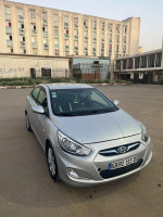 voitures-hyundai-accent-rb-4-portes-2017-boumerdes-algerie