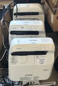 Vidéoprojecteur Interactif Epson EB-675Wi