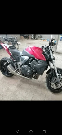 motos-et-scooters-honda-cb1000r-2015-barika-batna-algerie