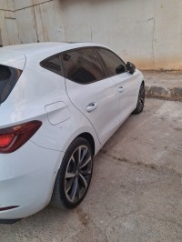 سيارات-seat-leon-2021-fr-عين-تموشنت-تيموشنت-الجزائر