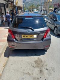 سيارات-toyota-yaris-2013-سيدي-معروف-جيجل-الجزائر