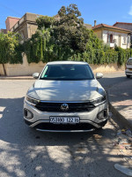 voitures-volkswagen-t-roc-2022-mohammadia-alger-algerie