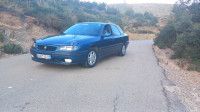 voitures-renault-safrane-1997-batna-algerie