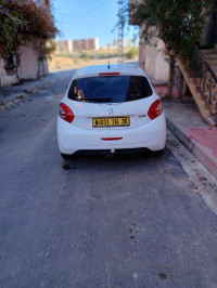 voitures-peugeot-208-2014-allure-msila-algerie