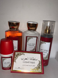 parfums-et-deodorants-femme-pack-cosmetique-soltana-gel-douche-savon-brume-deodorant-souk-el-thenine-bejaia-algerie