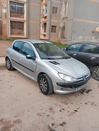 voitures-peugeot-206-2001-arzew-oran-algerie