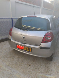 voitures-renault-clio-3-2009-meftah-blida-algerie