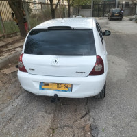 voitures-renault-clio-campus-2015-bouchegouf-guelma-algerie