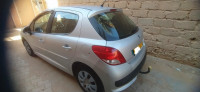 voitures-peugeot-207-2012-dar-el-beida-alger-algerie