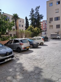 شقة-كراء-3-غرف-الجزائر-عين-النعجة