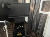 Table avec télévision Toshiba , sans télécommande