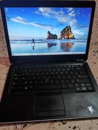 كمبيوتر-محمول-dell-latitude-e7440-للبيع-الشلف-الجزائر