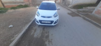 voitures-kia-picanto-2013-pop-blida-algerie