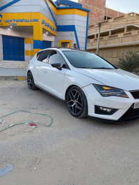 voitures-seat-leon-2016-fr15-bouzareah-alger-algerie