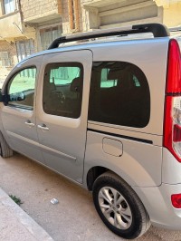 سيارات-renault-kangoo-2021-الجلفة-الجزائر
