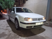 voitures-volkswagen-golf-4-2005-blida-algerie