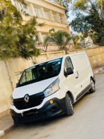 voitures-renault-trafic-2016-el-harrach-alger-algerie