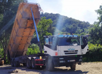 camion-trakker-64-420-iveco-2013-jijel-algerie