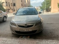 سيارات-opel-astra-2011-حاسي-فدول-الجلفة-الجزائر