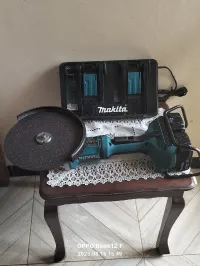 Makita Dga900 double batterie 36v 