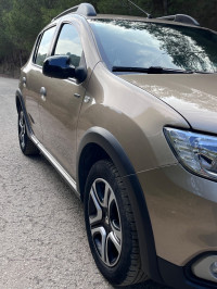 voitures-dacia-sandero-2018-stepway-privilege-rais-hamidou-alger-algerie