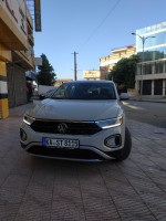 voitures-volkswagen-t-roc-2022-bazze-bab-ezzouar-alger-algerie