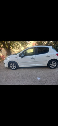 voitures-peugeot-207-2012-allure-baghlia-boumerdes-algerie