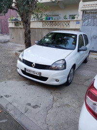 voitures-renault-clio-campus-2013-bye-tiberguent-mila-algerie