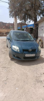 moyenne-berline-toyota-auris-2012-meftah-blida-algerie