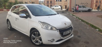 voitures-peugeot-208-2015-allure-kolea-tipaza-algerie