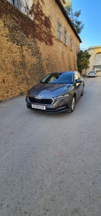 voitures-skoda-octavia-2023-style-medea-algerie