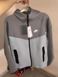 Nike tech original thumbnail 3