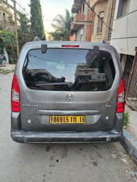 سيارات-peugeot-partner-2011-tepee-بابا-حسن-الجزائر