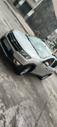 voitures-dacia-sandero-2016-stepway-batna-algerie