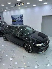 Volkswagen Golf 8 2025 R-Line