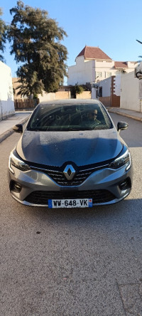 voitures-renault-clio-5-2023-equilibre-biskra-algerie