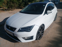 voitures-seat-leon-2015-linea-r-ghardaia-algerie