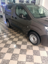 voitures-fiat-doblo-2024-setif-algerie