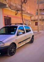 voitures-renault-clio-2-2001-algerie